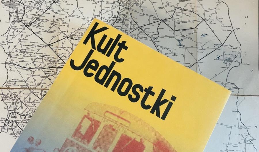 EN57: „Kult Jednostki”, czyli opowieść o radykalnej pasji EN57: „Kult Jednostki”, czyli opowieść o radykalnej pasji