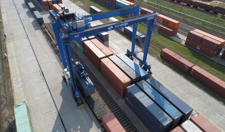 PKP Cargo: Bezpłatne przeładunki pomocy humanitarnej w Dorohusku PKP Cargo: Bezpłatne przeładunki pomocy humanitarnej w Dorohusku