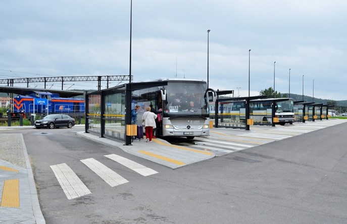 Kolej + autobus: czy to pomoże transportowi po pandemii?