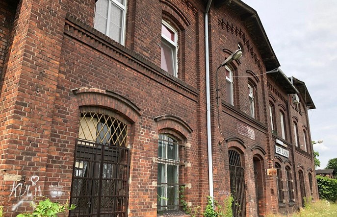 Ten jeden raz, gdy drogowcy przegrają z koleją