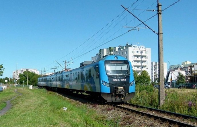 Pomorze Zachodnie sprzedaje kolejne EN57 po modernizacji. Także rowerowe