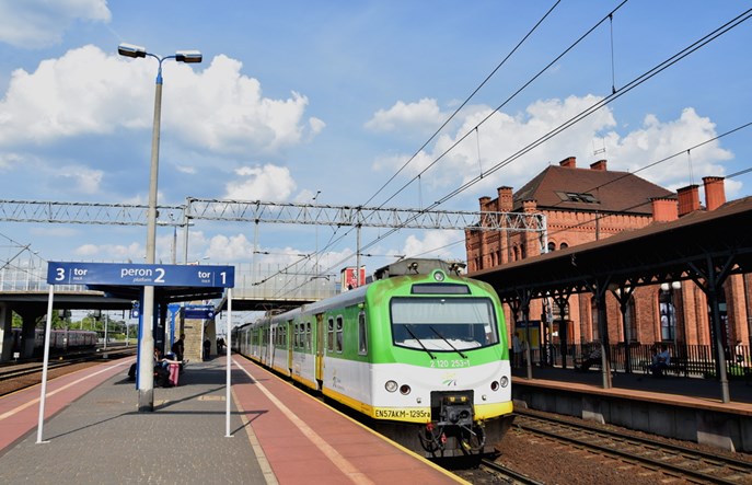 Wakacje 2022 w Kolejach Mazowieckich. Jakie będą zmiany w rozkładach?