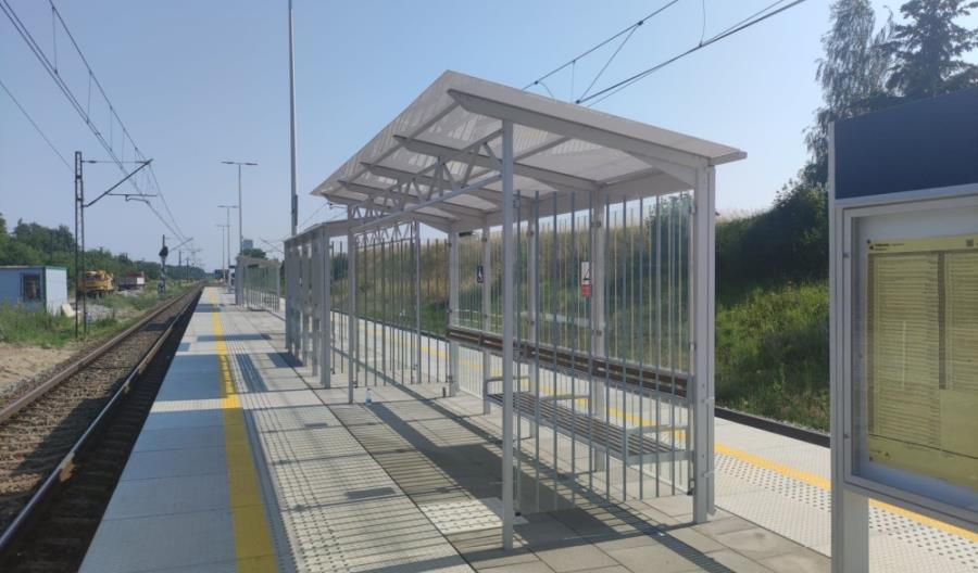 Łódzkie: Przystanek Wolbórka gotowy po przebudowie Łódzkie: Przystanek Wolbórka gotowy po przebudowie