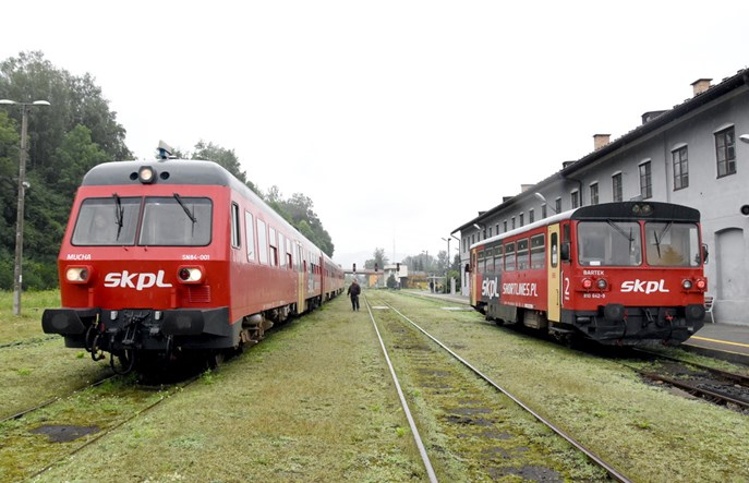 SKPL kursuje z Sanoka do Komańczy. Zaczyna też kursy do Ustrzyk Dolnych