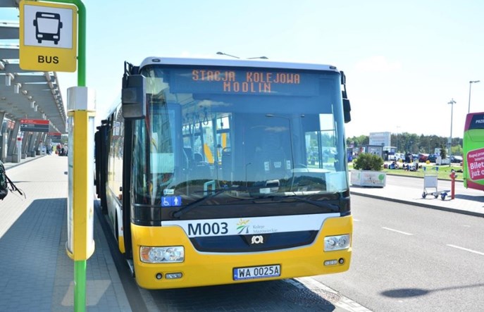 Mazowiecki samorząd rozważa uruchomienie autobusów do pociągów
