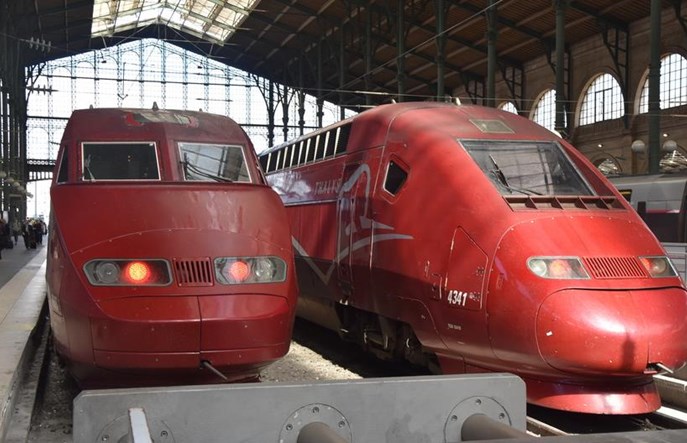 Francja: Pasażerowie uwięzieni w TGV bez klimatyzacji