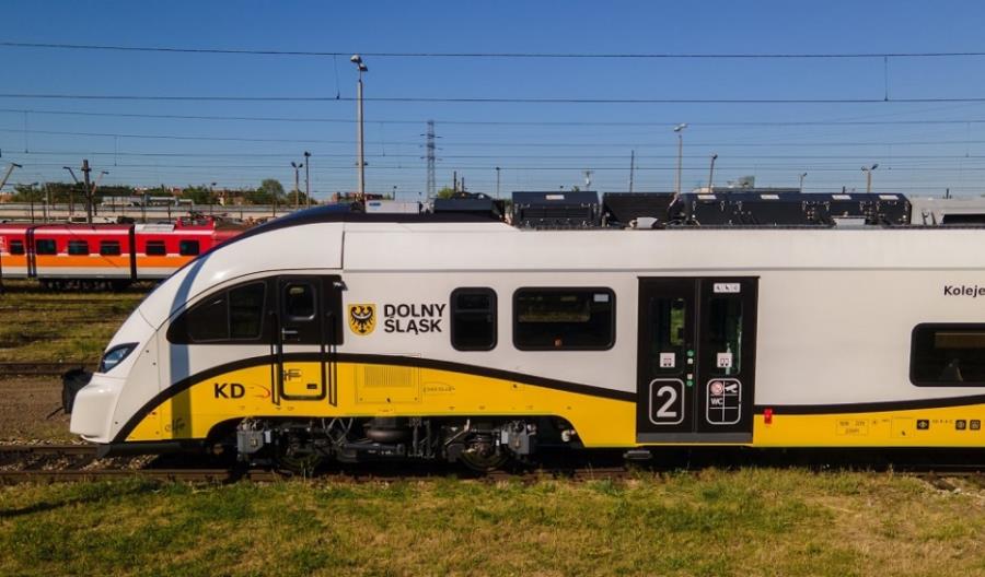 Koleje Dolnośląskie chcą wydzierżawić 4 EZT Koleje Dolnośląskie chcą wydzierżawić 4 EZT