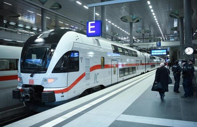 Niemieccy związkowcy krytykują bilet za 9 euro