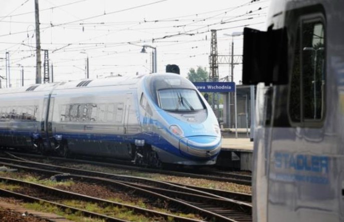 Poważne utrudnienia w ruchu pociągów Warszawa – Trójmiasto [aktualizacja]
