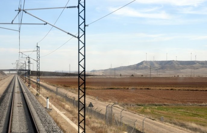 Hiszpania. Otwarto kolejny odcinek linii dużych prędkości 