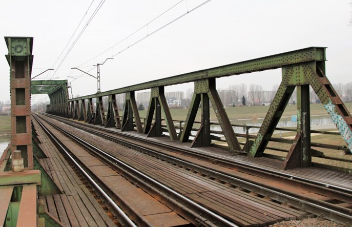 Przerwana sieć trakcyjna w Opolu. Magistrala E30 nieczynna