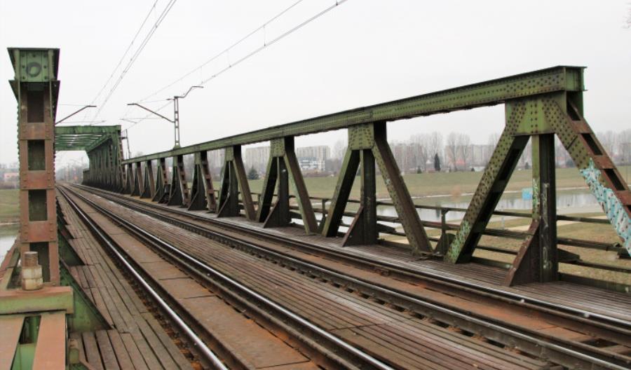 Przerwana sieć trakcyjna w Opolu. Magistrala E30 nieczynna Przerwana sieć trakcyjna w Opolu. Magistrala E30 nieczynna