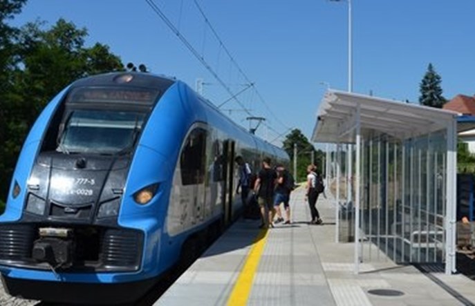 PKP PLK przebudowuje perony Rybniku Niewiadomiu i Niedobczycach