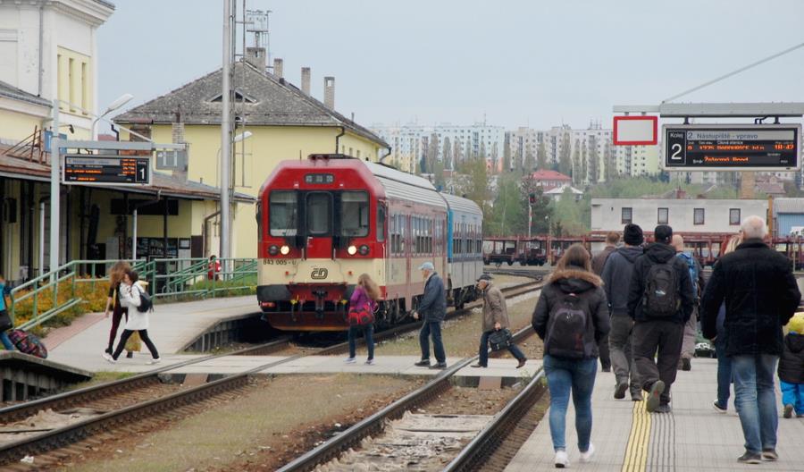 Czesi chcą lepiej informować pasażerów, dlaczego pociąg się spóźnia
