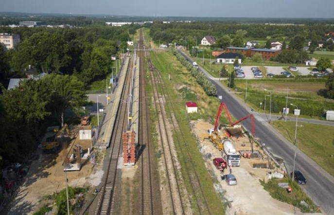 Łódź – Łowicz: Autobusem częściej niż pociągiem