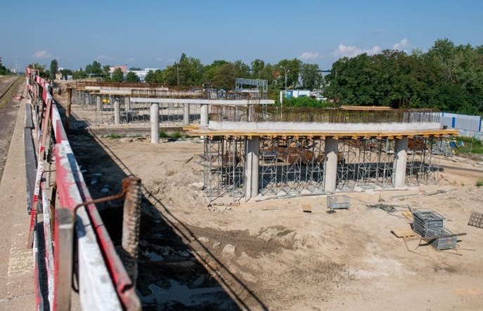 Łódź: Zaczyna znikać tramwajowy wiadukt Przybyszewskiego