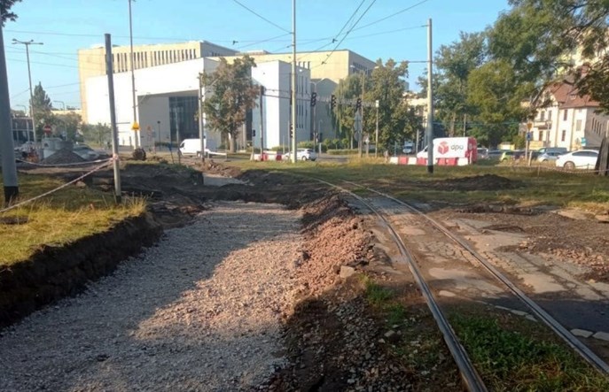 W Toruniu postępuje modernizacja torowiska na Warneńczyka