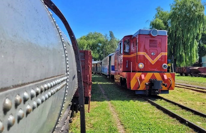 Codzienny ruch na rogowskiej wąskotorówce jest rozważany, ale nie w Krośniewicach