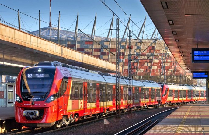 Waloryzacja bardzo potrzebna. Pesa i Newag rozmawiają z klientami