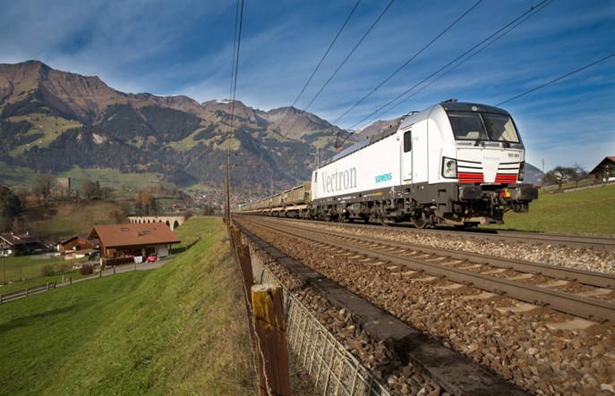 Siemens ma duże zamówienie - 65 lokomotyw dla Akiem