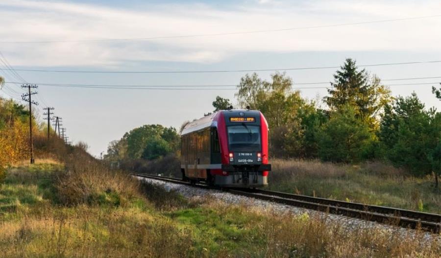 Spalinowy tabor łódzkiego Polregio trafi do Kielc i Gdyni Spalinowy tabor łódzkiego Polregio trafi do Kielc i Gdyni