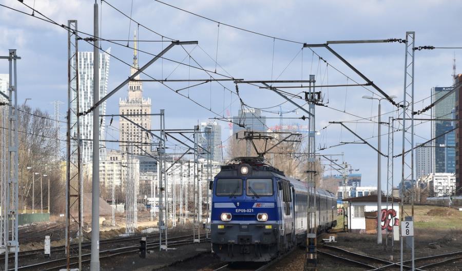 Pro Kolej: Nowe rozporządzenie pomoże walczyć z opóźnieniami Pro Kolej: Nowe rozporządzenie pomoże walczyć z opóźnieniami