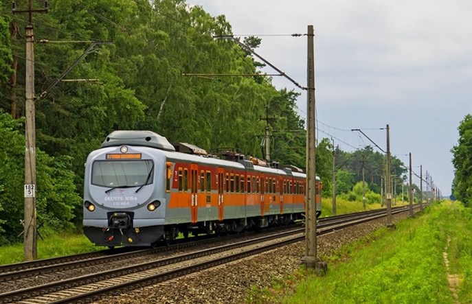 Zostały trzy miesiące, kuj.-pom. i PKM nie mają przewoźników