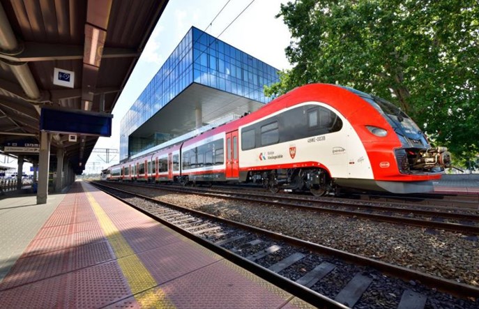 Pesa wygrała przetarg na dostawę pociągów dla Kujaw i Pomorza za 180 milionów