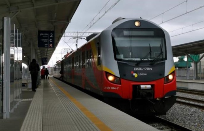 Łódź Kaliska: Rośnie opóźnienie oddania do użytku kolejnych peronów