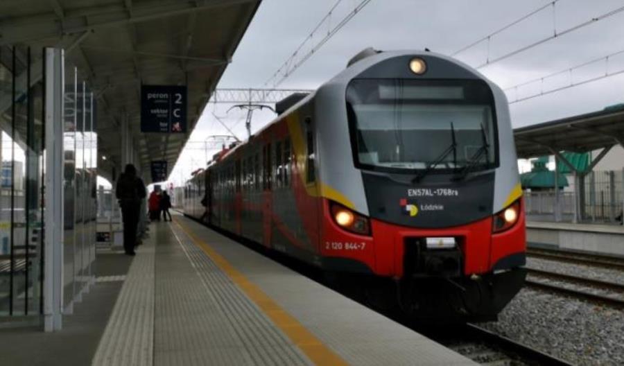 Łódź Kaliska: Rośnie opóźnienie oddania do użytku kolejnych peronów