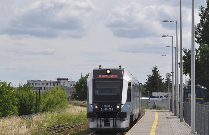PLK buduje perony pod Zamościem. Czy staną przy nich pociągi?