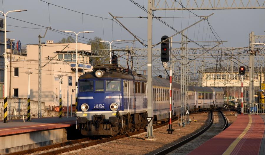 Intercity.pl wciąż bywa przeciążone. Biletu wtedy nie kupisz Intercity.pl wciąż bywa przeciążone. Biletu wtedy nie kupisz