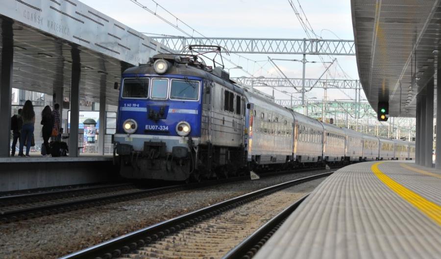 PKP Intercity chce mieć więcej wagonów na następne wakacje PKP Intercity chce mieć więcej wagonów na następne wakacje