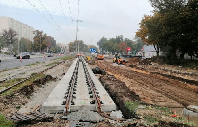 Toruń. Jak idzie modernizacja torowiska na Warneńczyka?