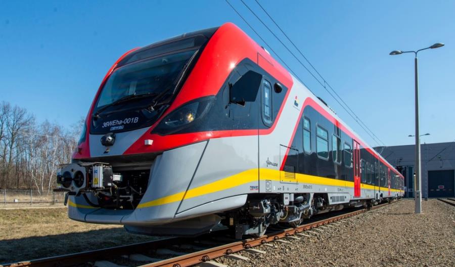 Pesa i Newag walczą o kontrakt ŁKA Pesa i Newag walczą o kontrakt ŁKA