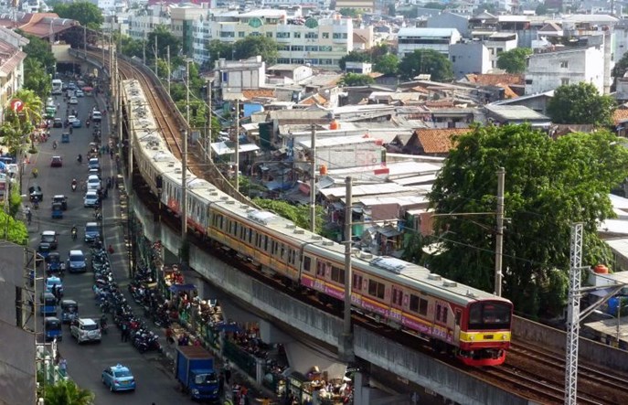 Pociągi Pesy pojadą do Indonezji? 