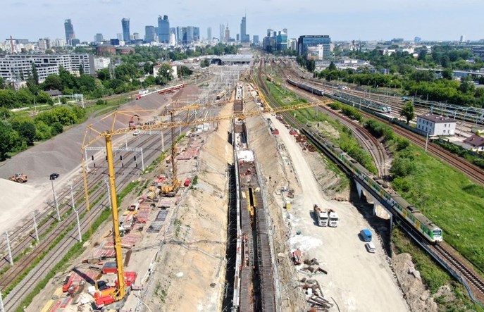 Warszawę Zachodnią zamkną na noc, autobusy zamiast pociągów na kilku liniach Kolei Mazowieckich