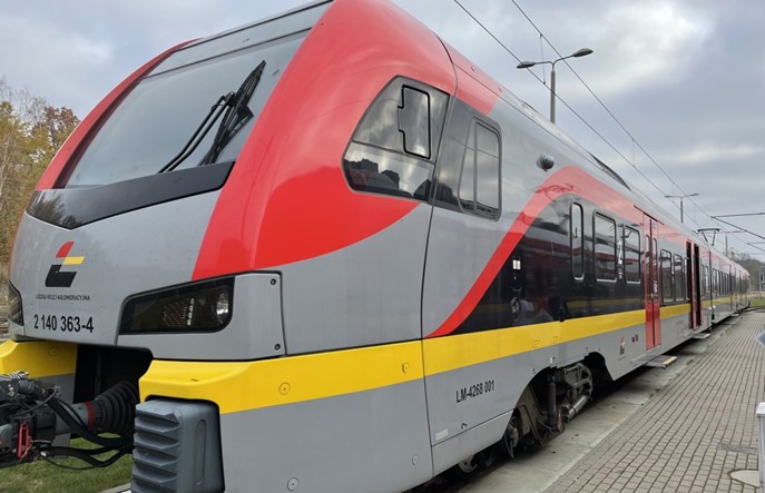 Łódzkie: Korekta listopadowa bogata w zamknięcia