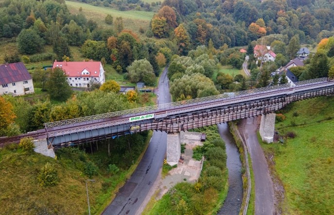 Kolejne opóźnienie w rewitalizacji linii do Jedliny-Zdroju