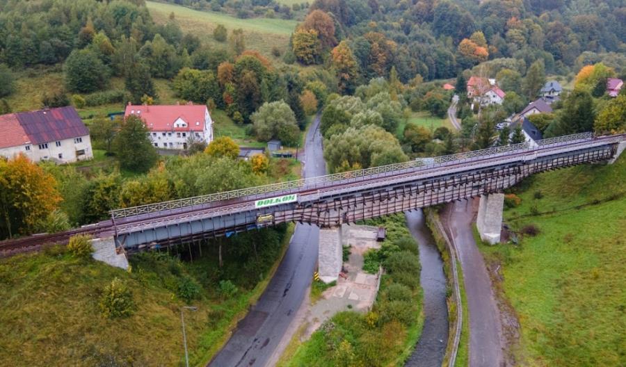 Kolejne opóźnienie w rewitalizacji linii do Jedliny-Zdroju Kolejne opóźnienie w rewitalizacji linii do Jedliny-Zdroju