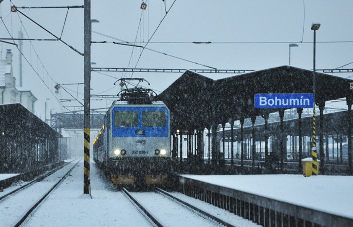 Nowy kolejowy rozkład jazdy. Biletów do Pragi, Berlina czy Wilna wciąż nie da się kupić