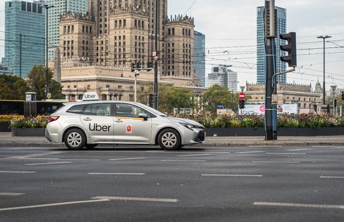 Uber wprowadza nową funkcję bezpieczeństwa opartą o kamery samochodowe
