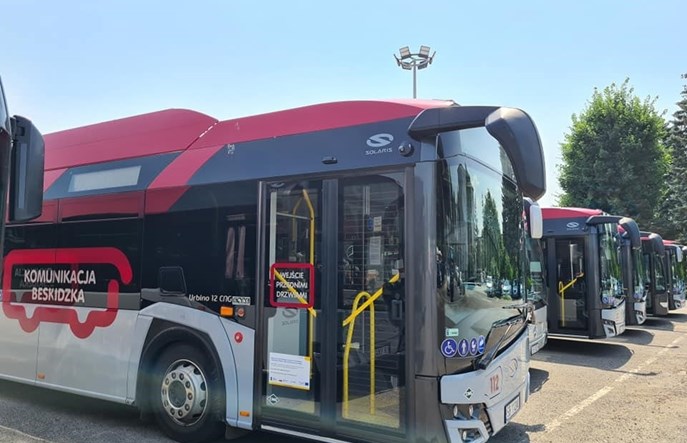 Umowy na autobusy w Siedlcach i Beskidzkim Związku