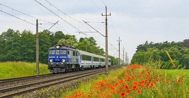 UTK przygotował raport podsumowujący wakacje 2022 na kolei