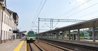 Pociągi pojadą na linii 8 w takcie, ale tylko do Radomia