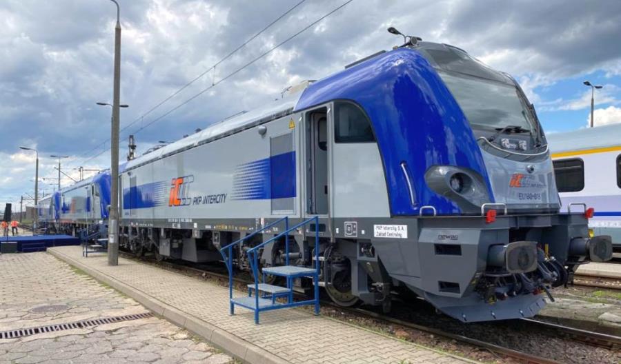 Newag wygrał przetarg. Dostarczy lokomotywy PKP Intercity za pół miliarda złotych Newag wygrał przetarg. Dostarczy lokomotywy PKP Intercity za pół miliarda złotych