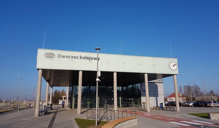 Dworce kolejowe jednak bez sprzedaży alkoholu Dworce kolejowe jednak bez sprzedaży alkoholu