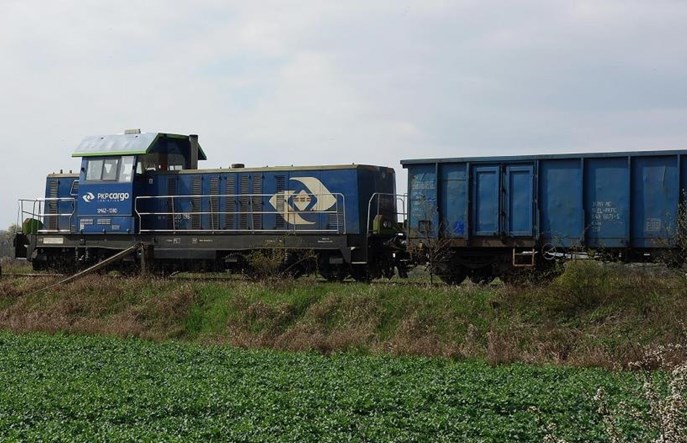 Spór w PKP Cargo: Związki podzielone w sprawie protestu