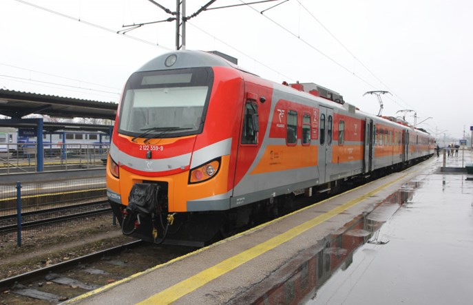 Więcej pociągów na odcinku Kielce – Ostrowiec Świętokrzyski