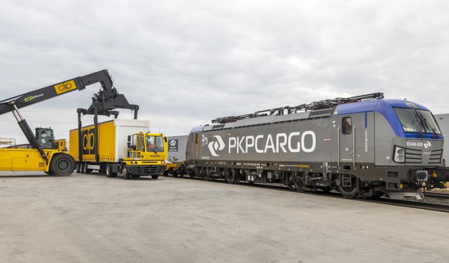 Polski oddział Siemens z pierwszym zleceniem na P4 Vectronów Polski oddział Siemens z pierwszym zleceniem na P4 Vectronów